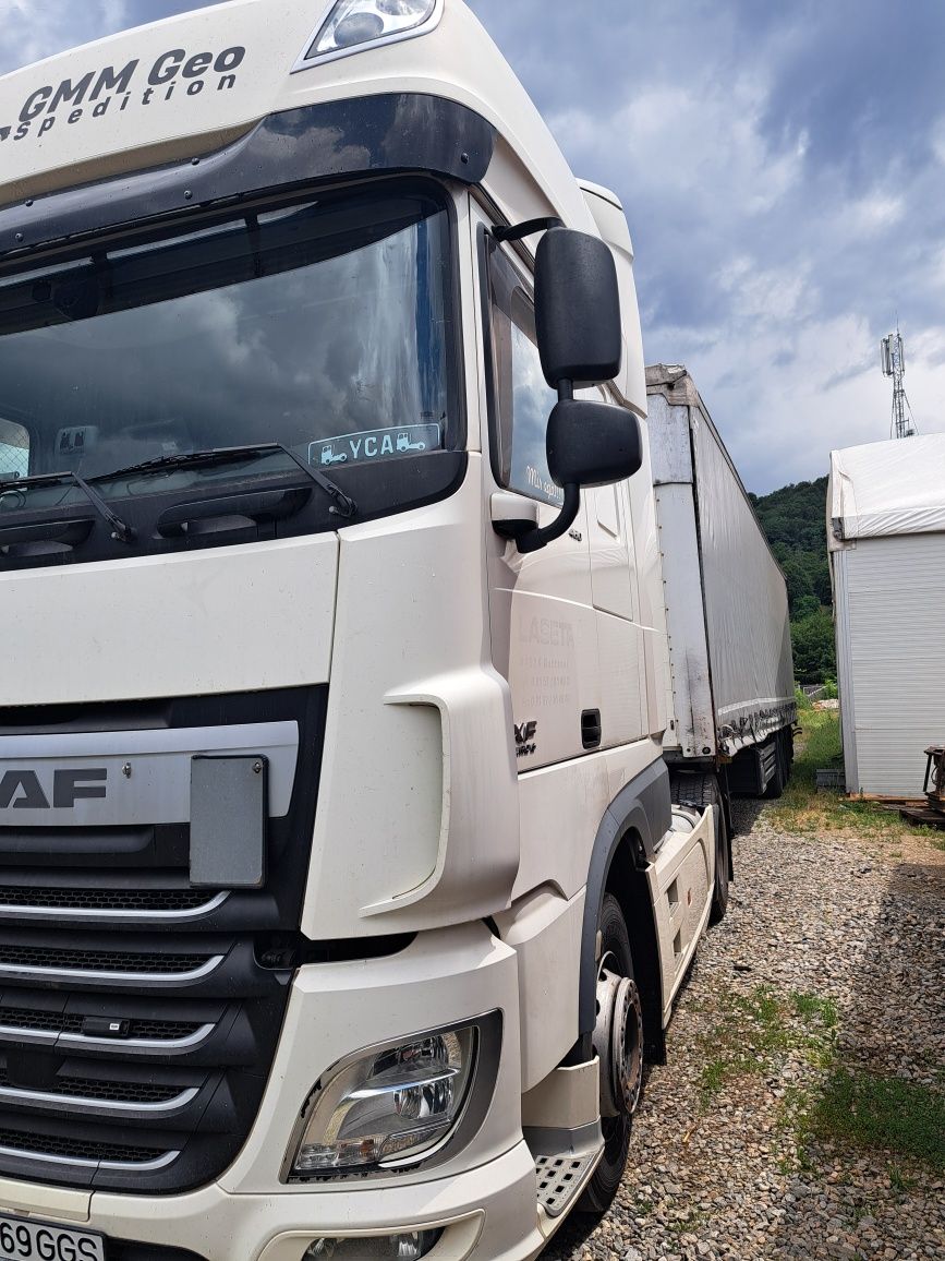 Ansamblul Daf xf 460 plus remorca  schmitz  vario