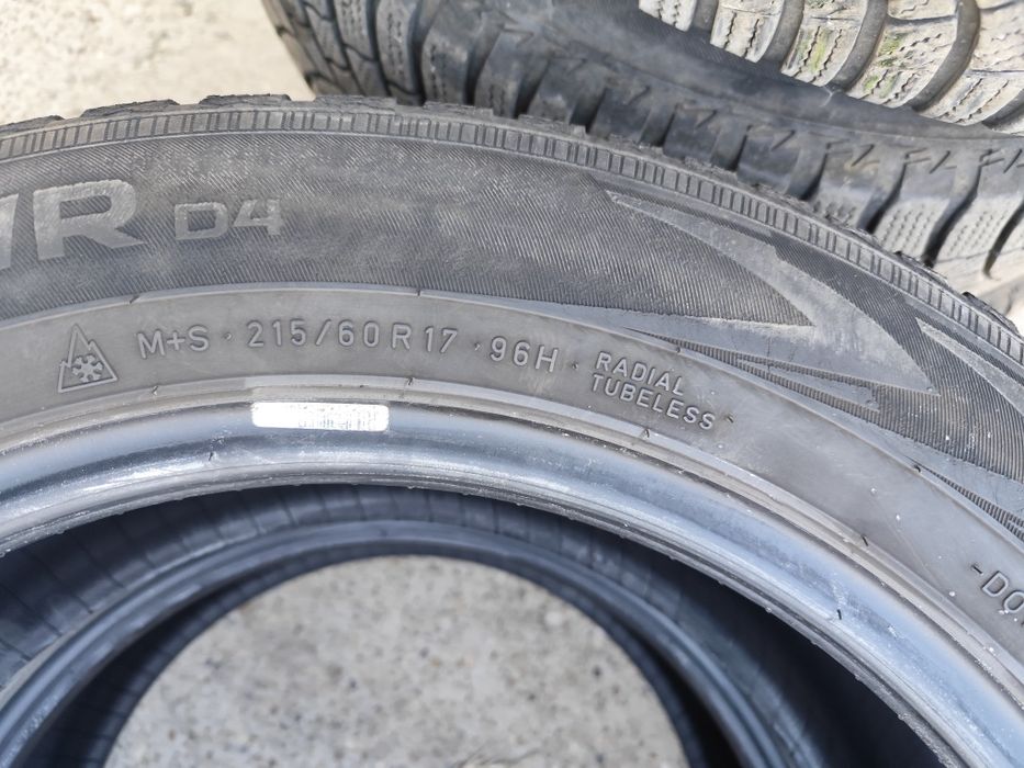 Зимни гуми , втора употреба 215/60/R17