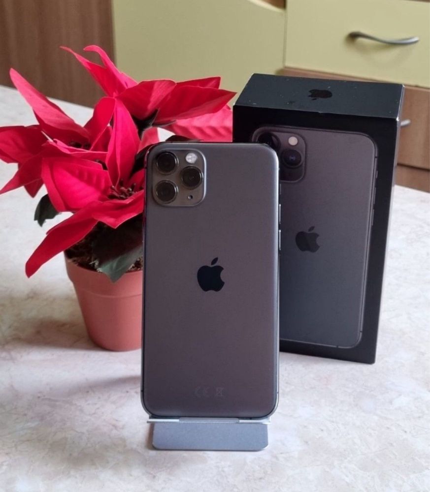 Iphone 11 PRO MAX  94% Viata Bateriei  Full Box