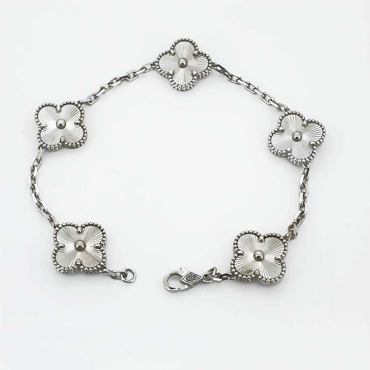 Золотой браслет в стиле Van Cleef & Arpels 750 пробы