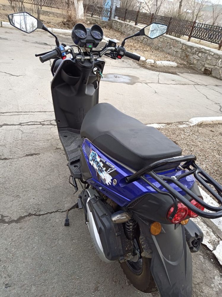 Скутер Vento Smart