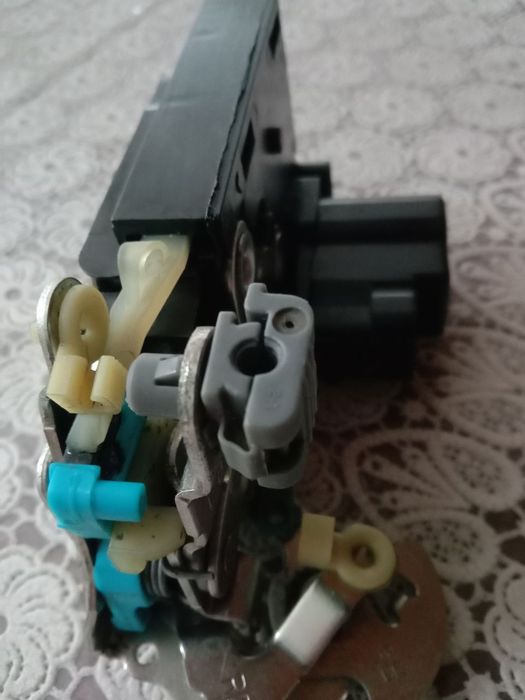 Афто замок механизм