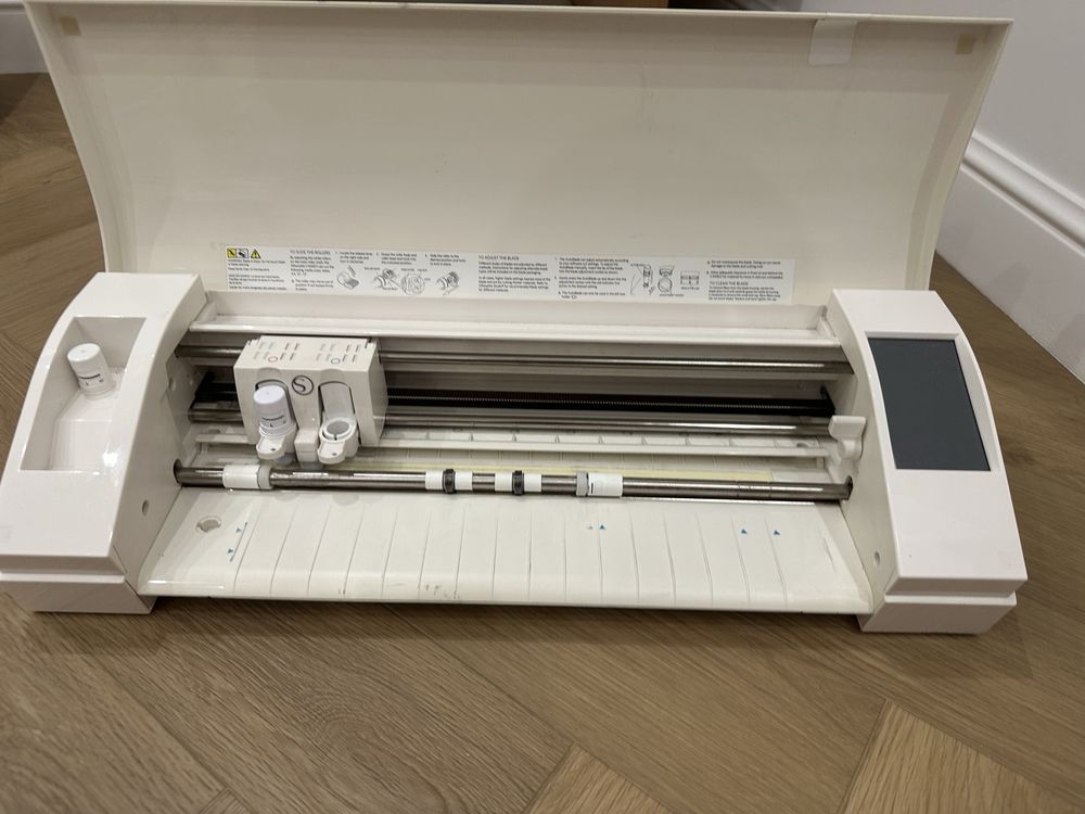 Плоттер режущий Silhouette Cameo 3