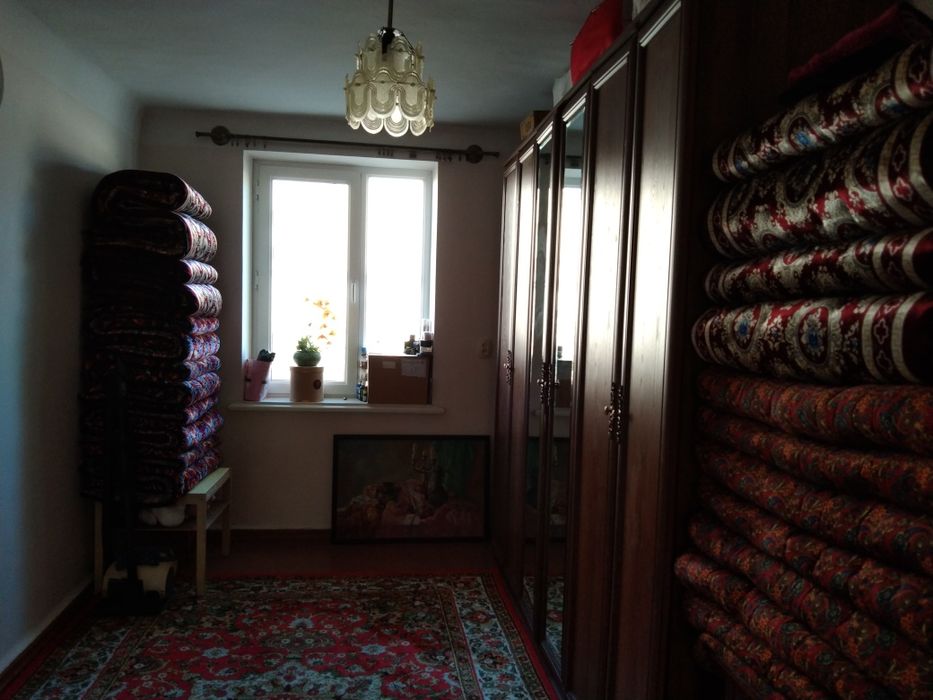 Продается квартира рисовый базар, бакалея