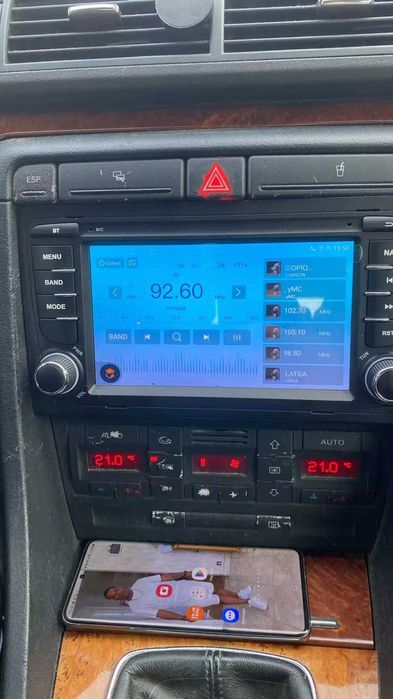 Navigatie Android Audi A4 4GB RAM - Carplay /Android Auto, QLED, DSP