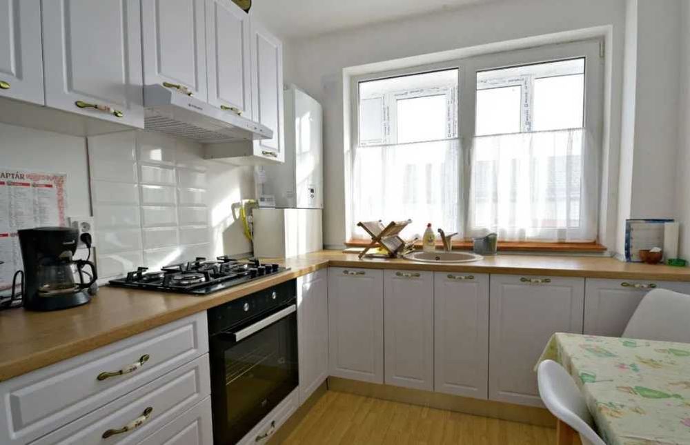 Дава се под наем Двустаен апартамент в Пловдив, Център - 63 кв.м за 290.7 € - Снимка #1