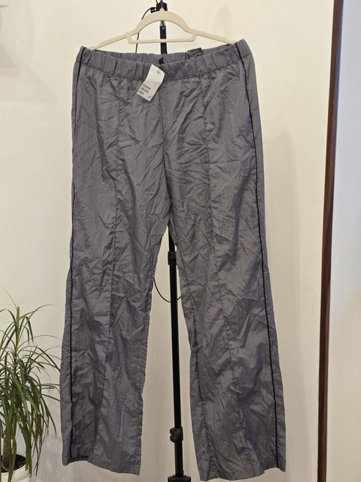 Pantaloni H&M subtiri