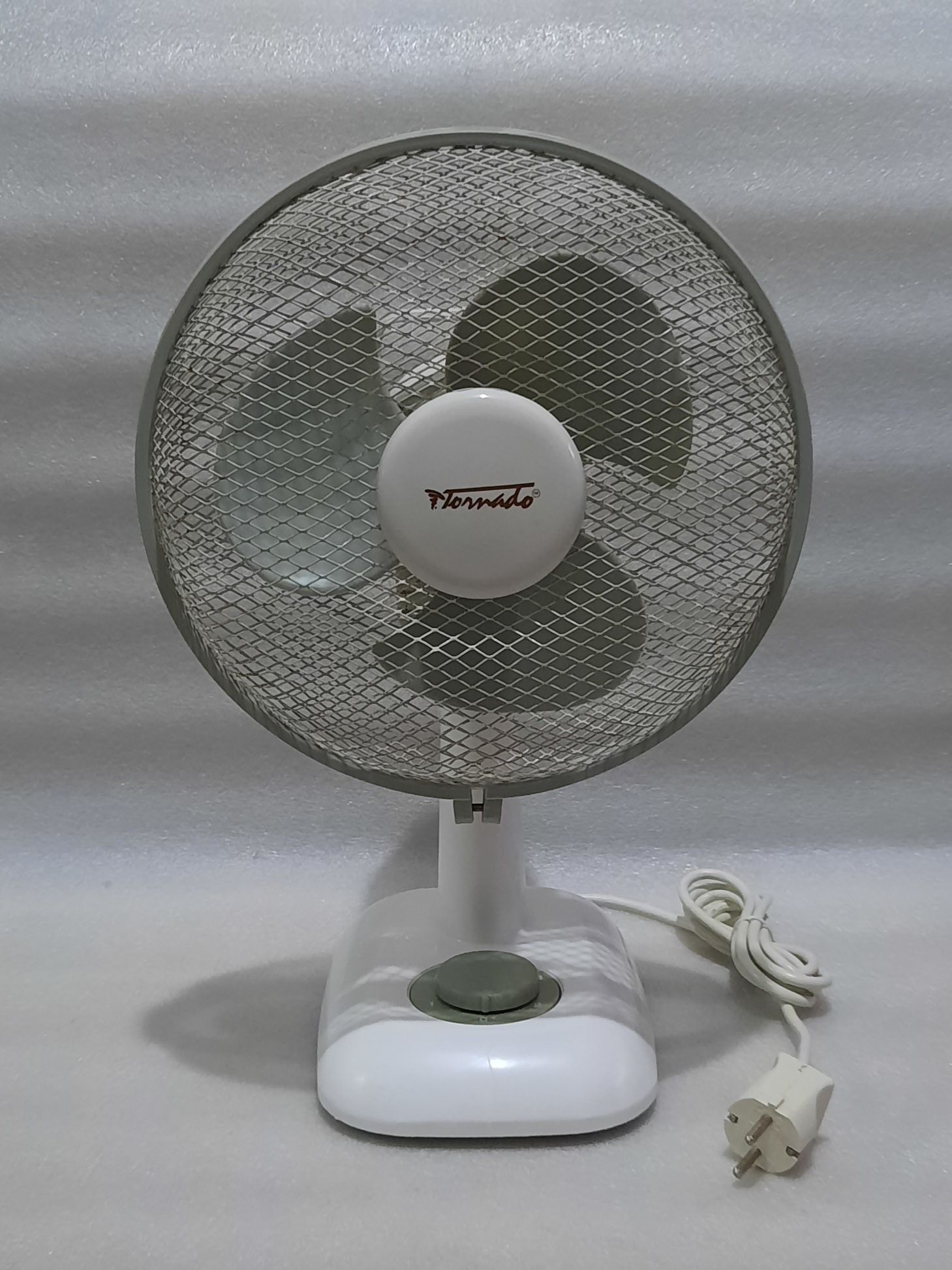 Ventilator de masa Tornado E-FAN 09, 2 trepte de viteza, 28 cm, 27W