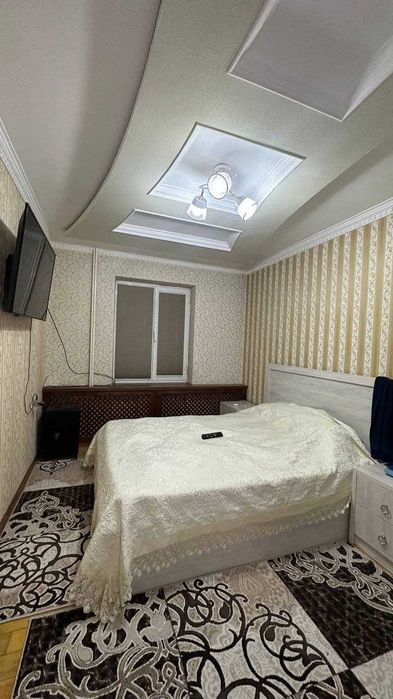 Marxabo hududida kvartira zudlik bilan sotiladi!