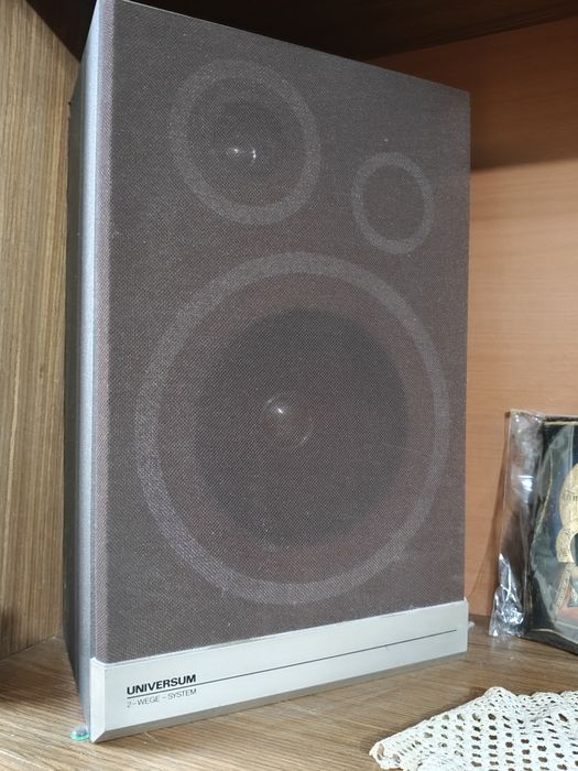 Продавам Класическа Стерео Уредба Universum