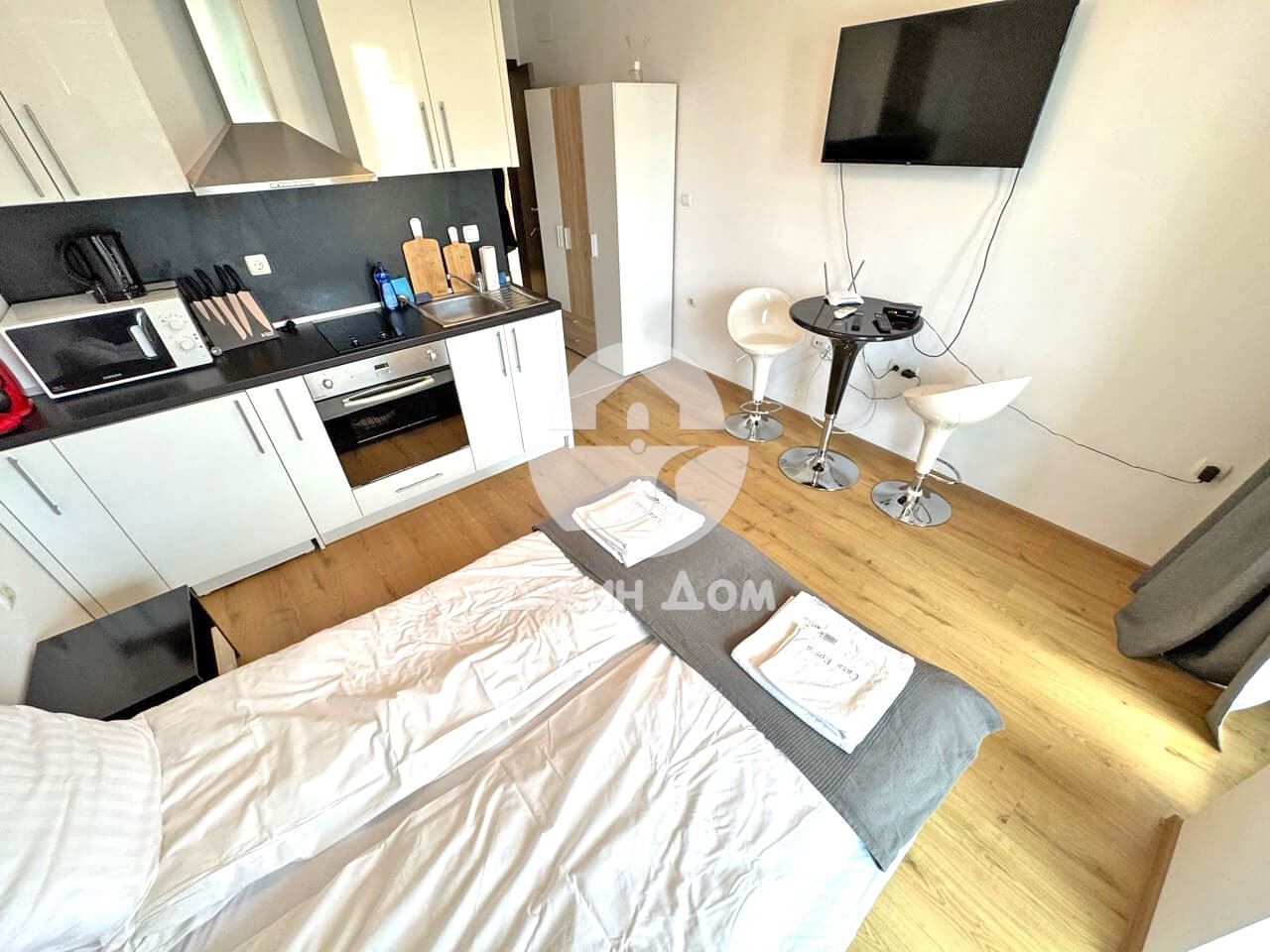 Продава се Едностаен апартамент в к.к. Слънчев бряг - 33 кв.м за 1500 €/кв.м - Снимка #1