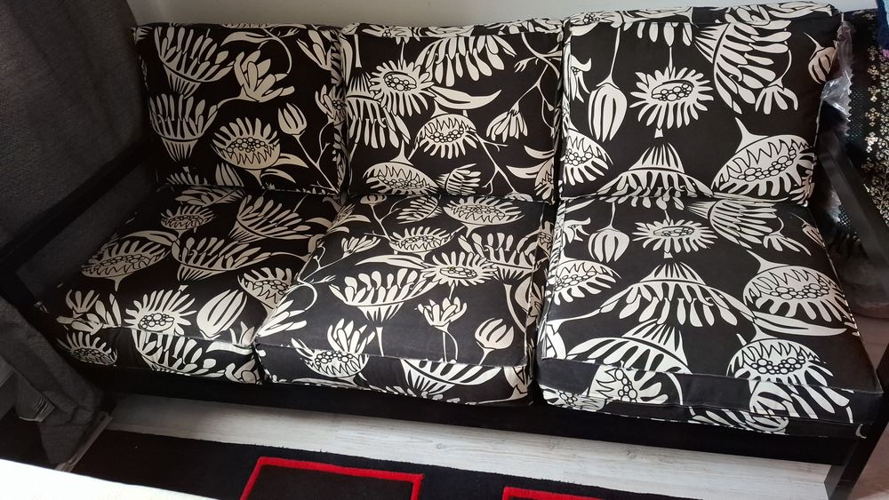 Vând canapea si fotoliu cumparate de la ikea