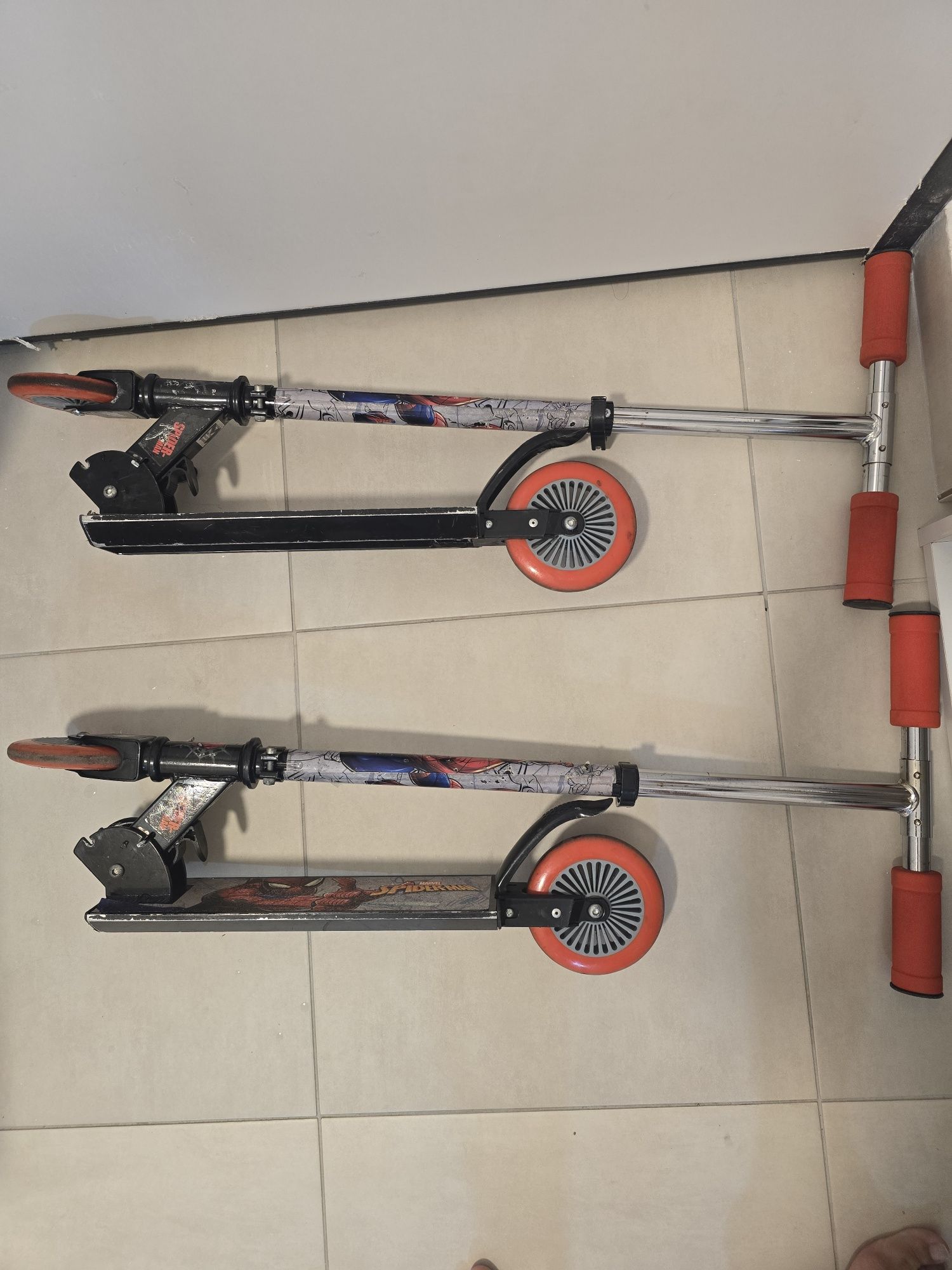 Trotinete Spiderman 3-6 ani