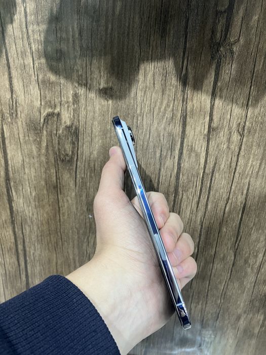 iPhone Air 256 Cloud White