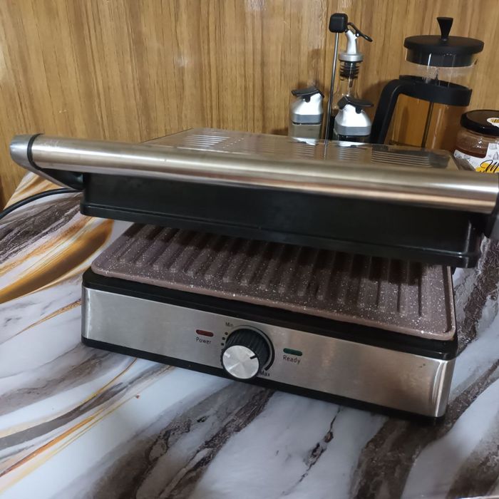 Срочно продаю электрическую гриль, бу