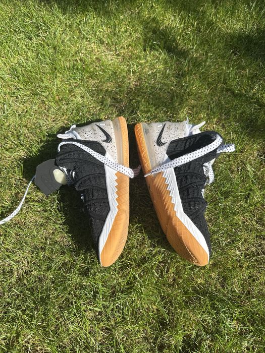 Nike Lebron 18 Black Gum (marimea 41)