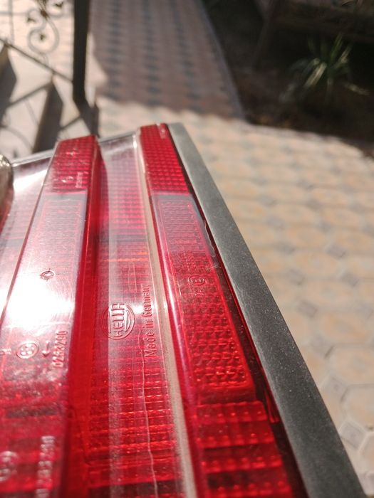 Задый стоп мерс 124