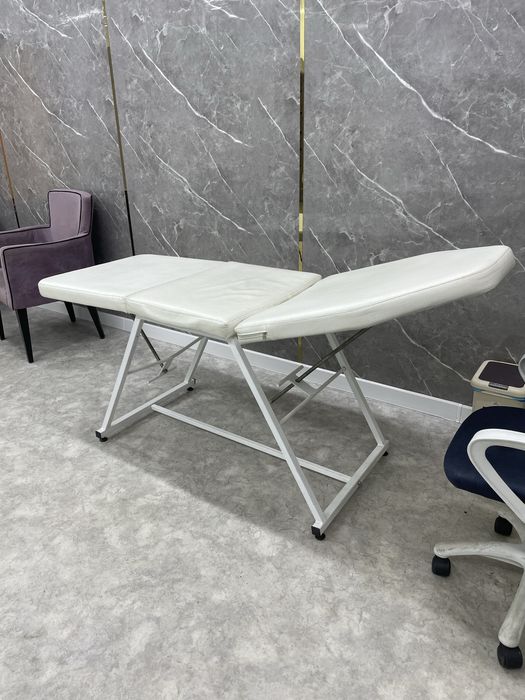 Продам кушетку в отличном состоянии