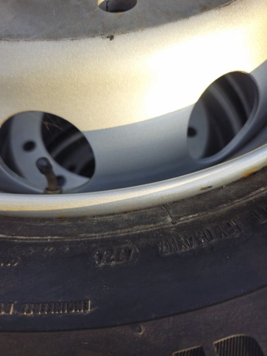 Anvelope 315 80 r22 5 continental de tracțiune.