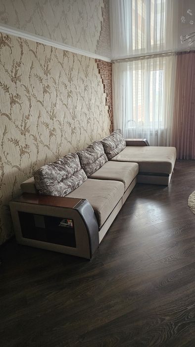 Продам диван с атаманкой