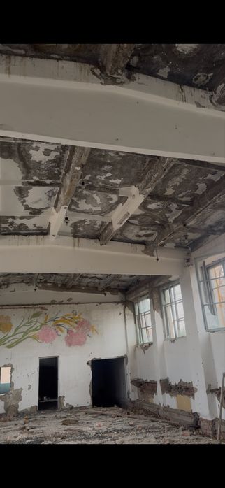 Здание на разбор