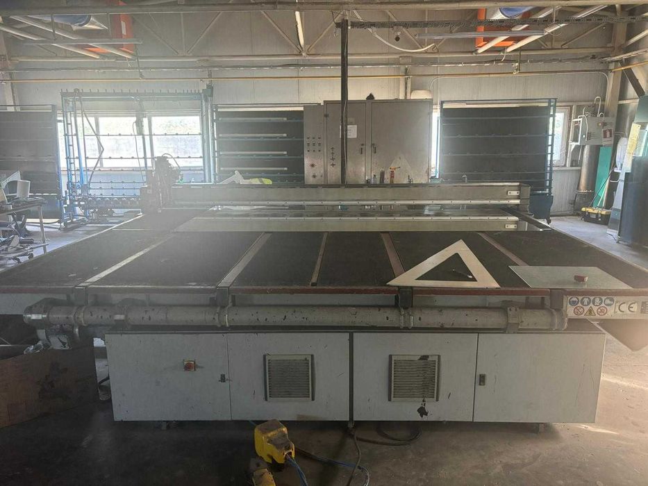 De vanzare hala productie Onesti(BC) zona industriala