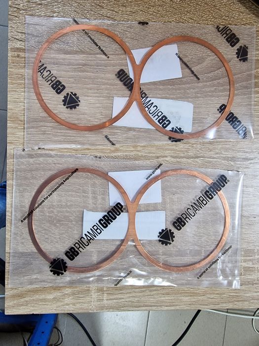 Inel inele camasa tractor fiat 315 pe original preț 140 lei buc pentru