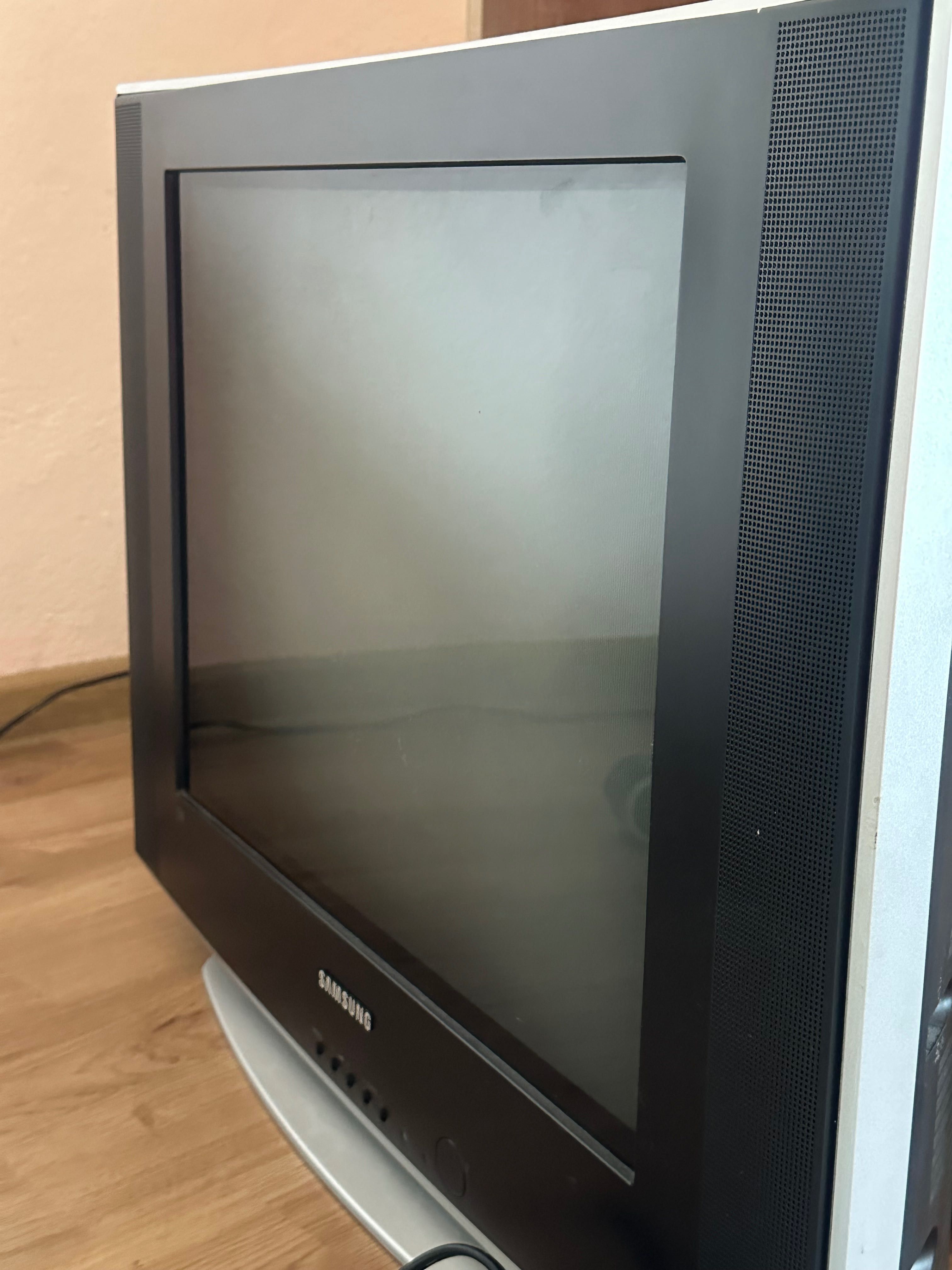 Телевизор Samsung 21’’ slim