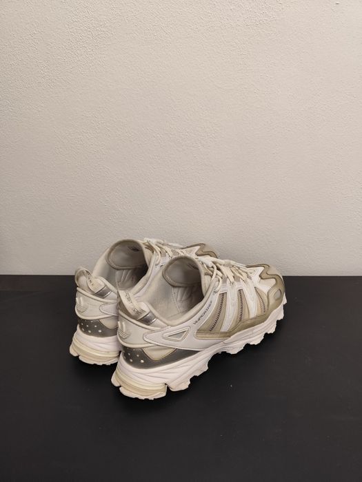 Adidas hyperturf adventure. Mărimea 48 2/3