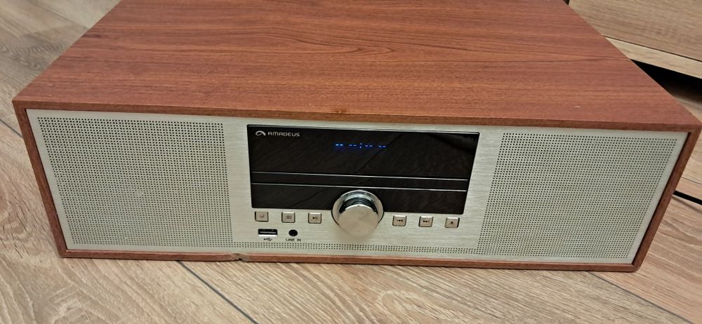 Amadeus Abrilliante 17LW,bluetooth cd,usb,radio fm,dab+,intrare aux