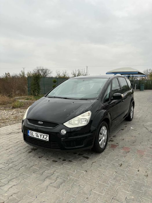 Ford s max 2008.