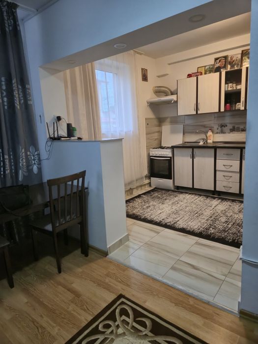 Casa de vanzare !!!
