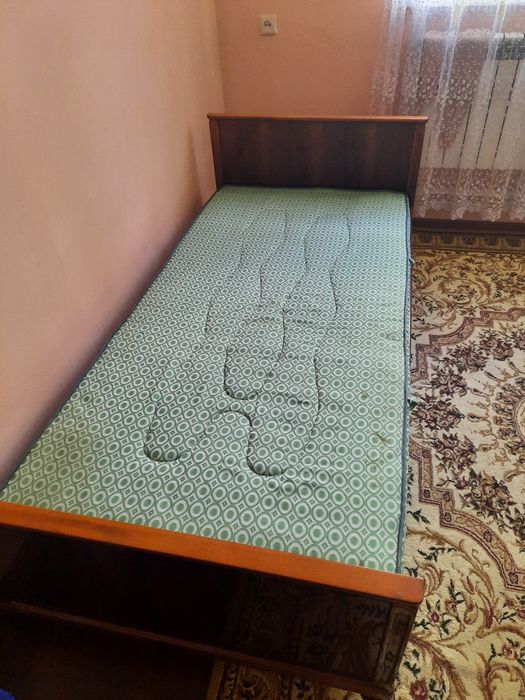 Кровать односпальная
