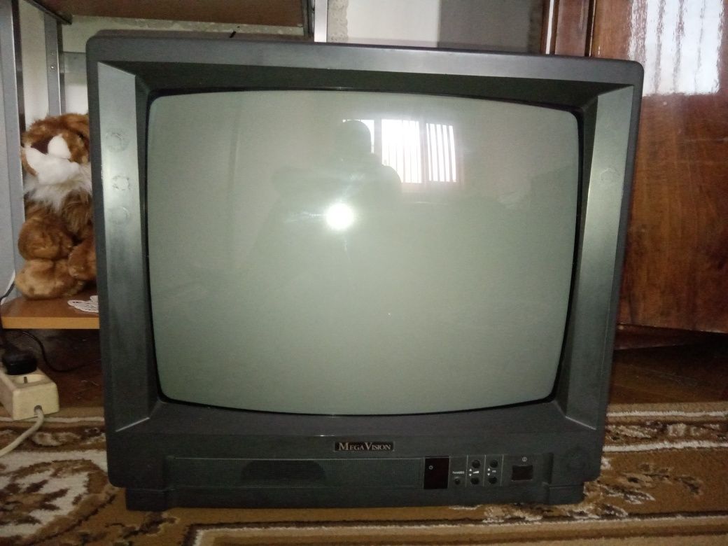 Televizor Mega Vision