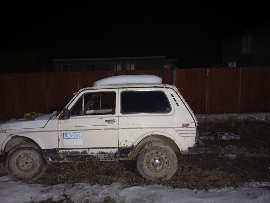 Продам машину на запчасти