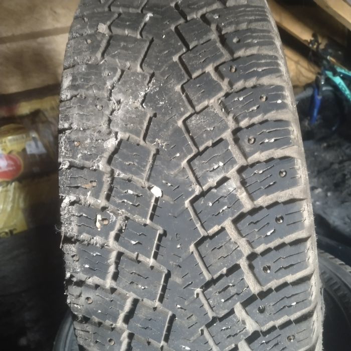 Продам шины nokian