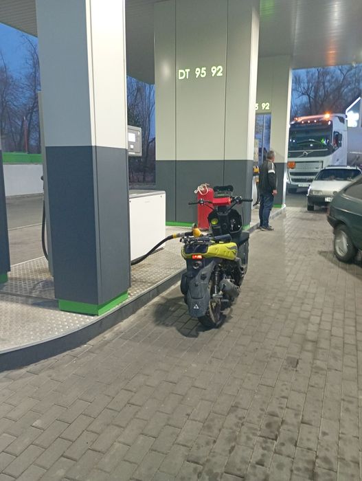 Продам скутер танк