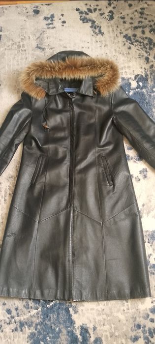 Женские кожаные куртка б/у 100000 сум