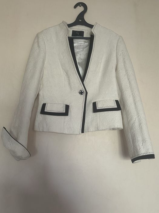 Продам женский пиджак