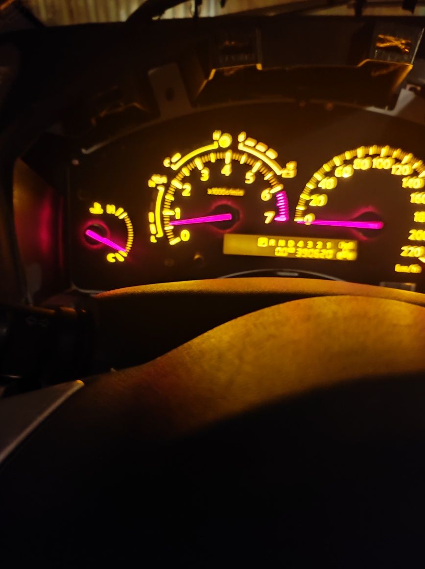 Щитки приборов инфинити qx56 ja60.