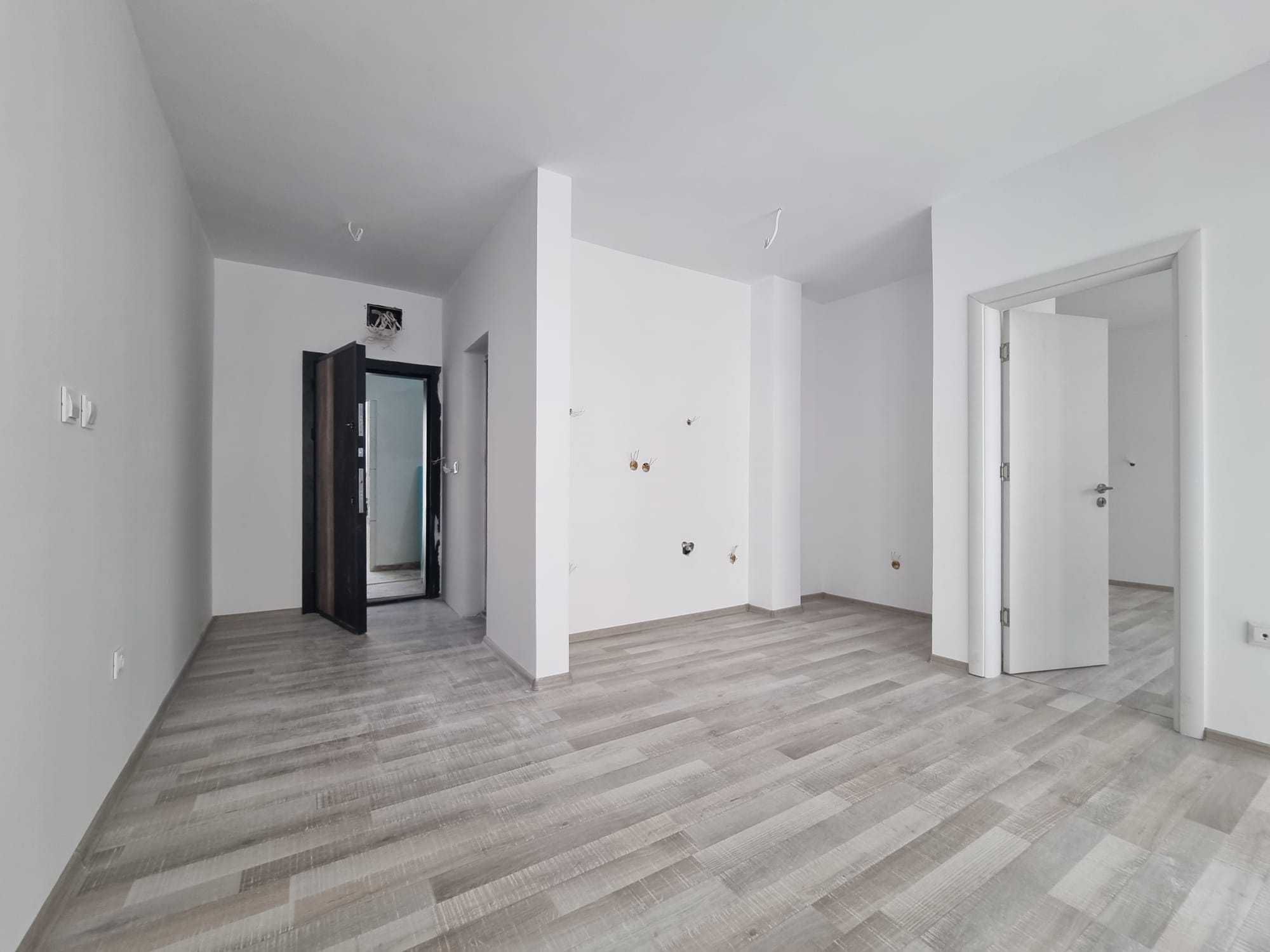 Апартаменти без такса подръжка в к-кс Villa Venezia, Свети Влас