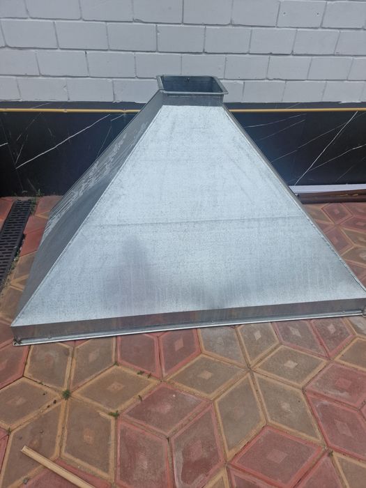 Продам Вытяжной зонт