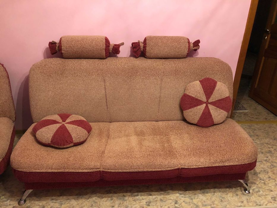 Продам мягкий уголок3+1+1