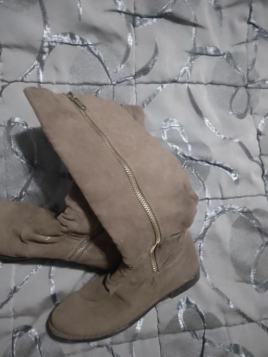 Cizme lungi din piele întoarsă Graceland