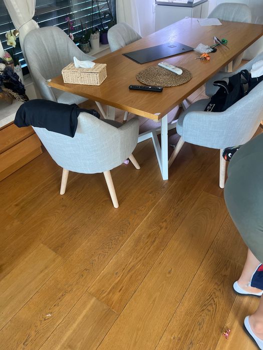 Поръчкова МАСА ЕСТЕСТВЕНО ДЪРВО + 6 бр стола