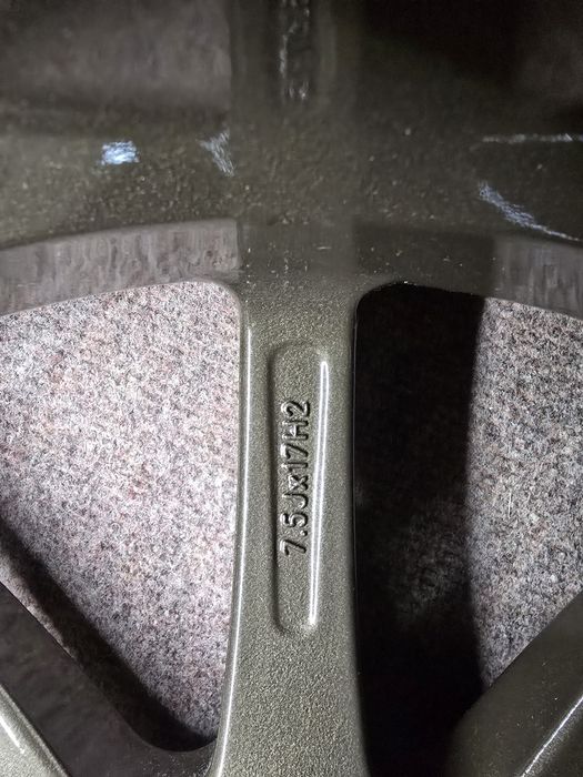 Jante 4x100 AEZ Radon