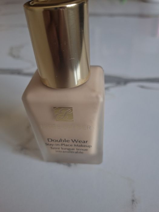 Тональный крем ESTEE LAUDER