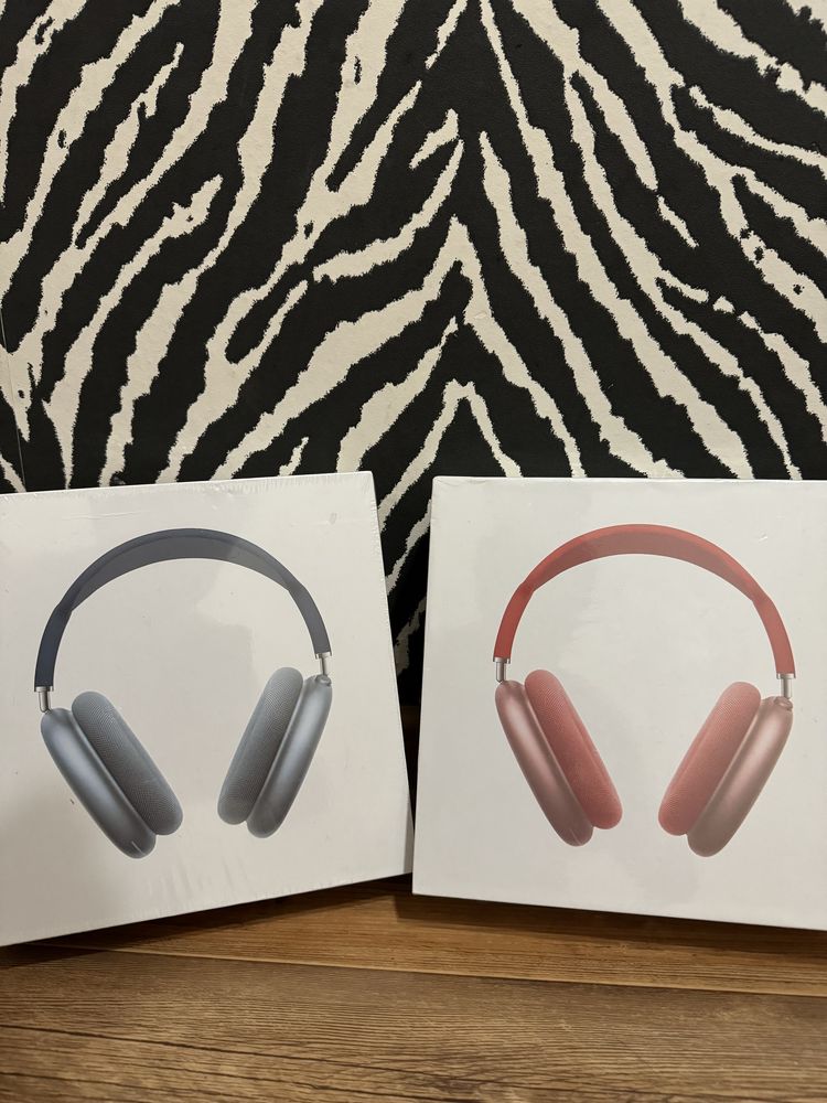 Airpods Max, смарт часы Apple watch S8 ultra 49 mm titanium,