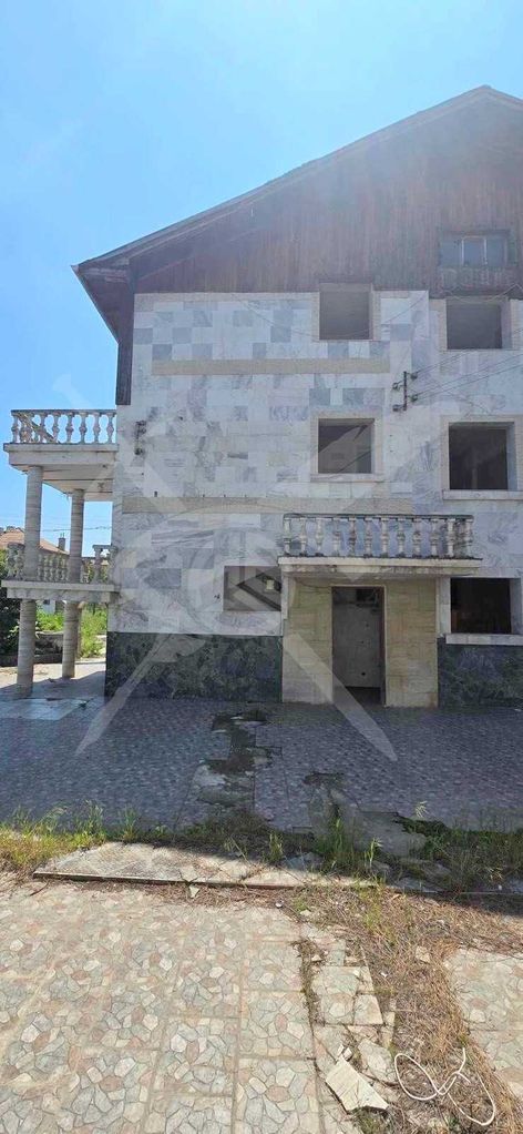 Продава се Къща в с. Катуница, Област Пловдив - 594 кв.м за 590 €/кв.м - Снимка #4