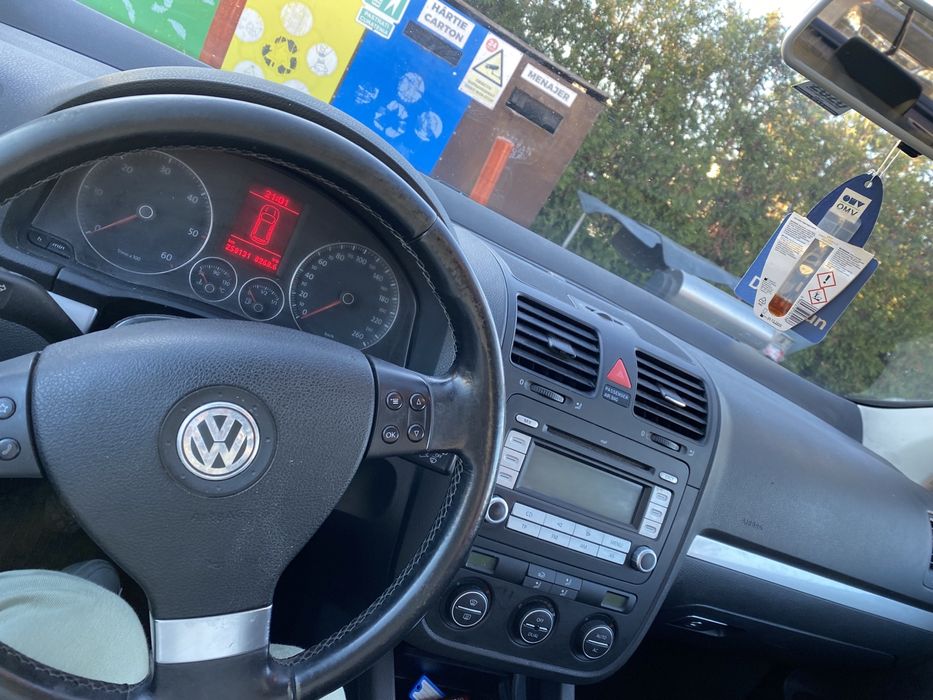 Volkswagen Golf 5 – 1.9 TDI, 90 CP – 2008